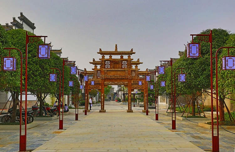 签约鸠兹古镇旅游官方网站建设和微信公众号开发(图2)